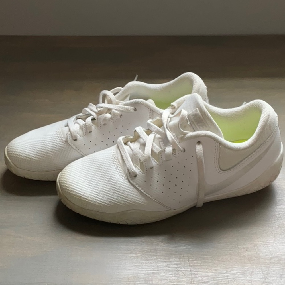 Nike Sideline IV Cheerleading Shoe